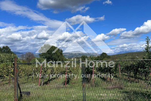 Land for sale 4100m2 - Nikšićki put