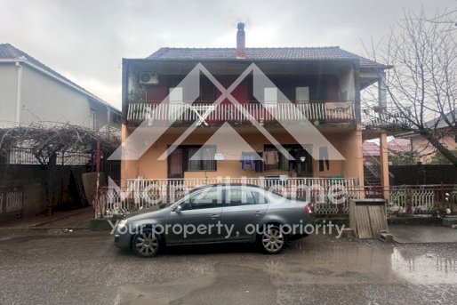 Two story house 200m2 - Stari Aerodrom - Sale