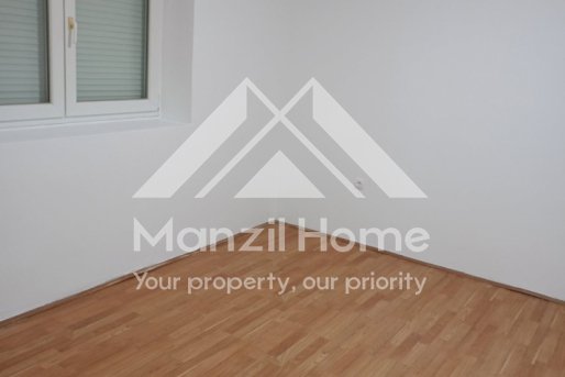 Unfurnished three-room apartment for rent / Momisici, Podgorica